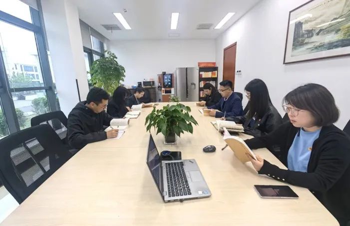 20230601154302258017